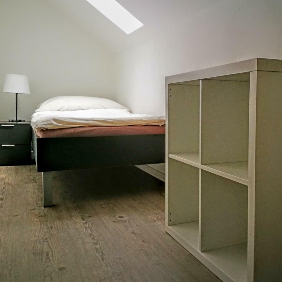 Rooms-Zimmer นอยเฮาเซิน อัม ไรห์นฟอล ภายนอก รูปภาพ